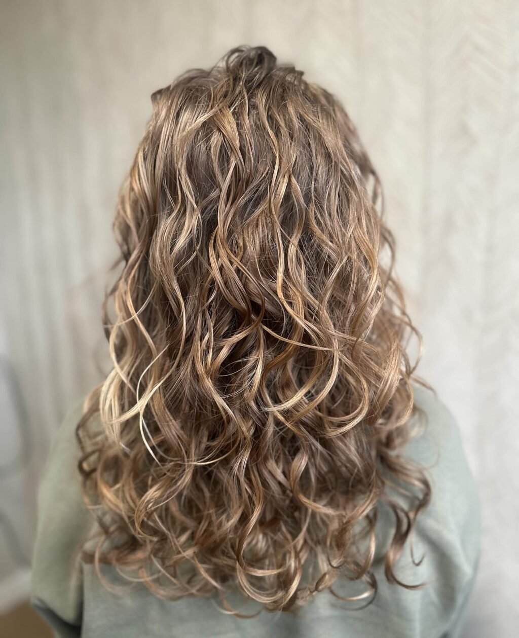 Instagram post from hairroomn5. This post is in position 0.