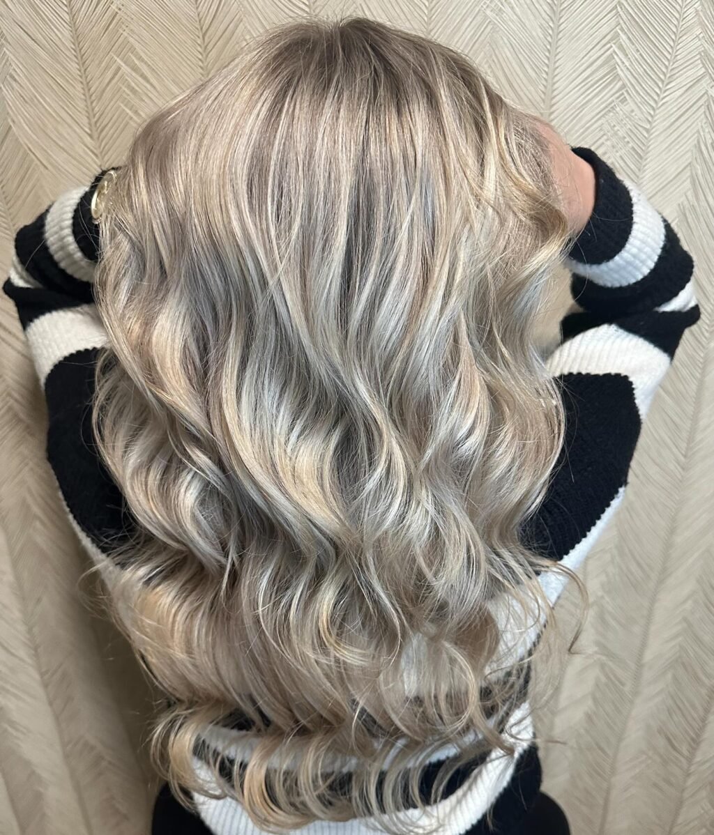 Instagram post from hairroomn5. This post is in position 0.