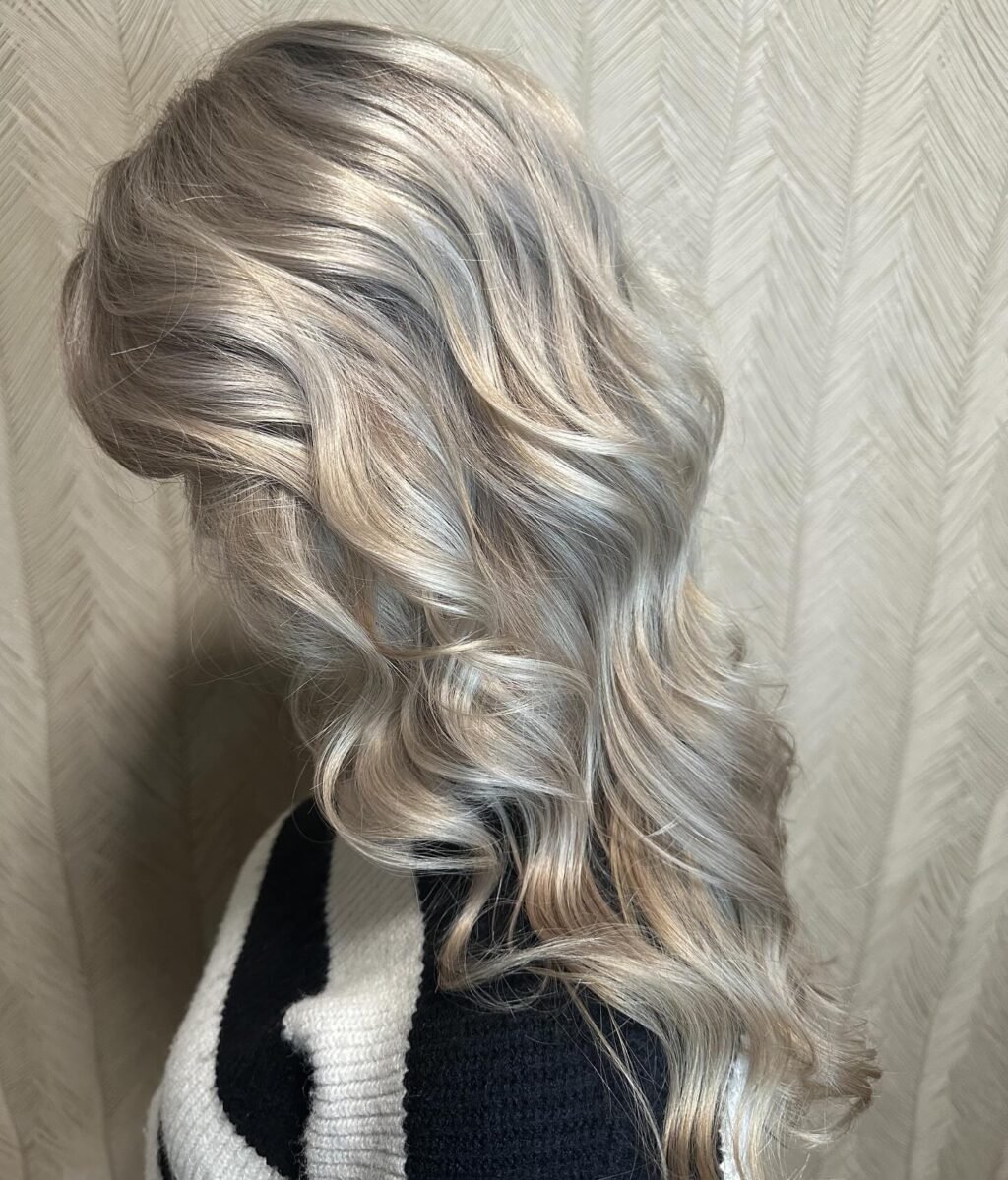 Instagram post from hairroomn5. This post is in position 1.